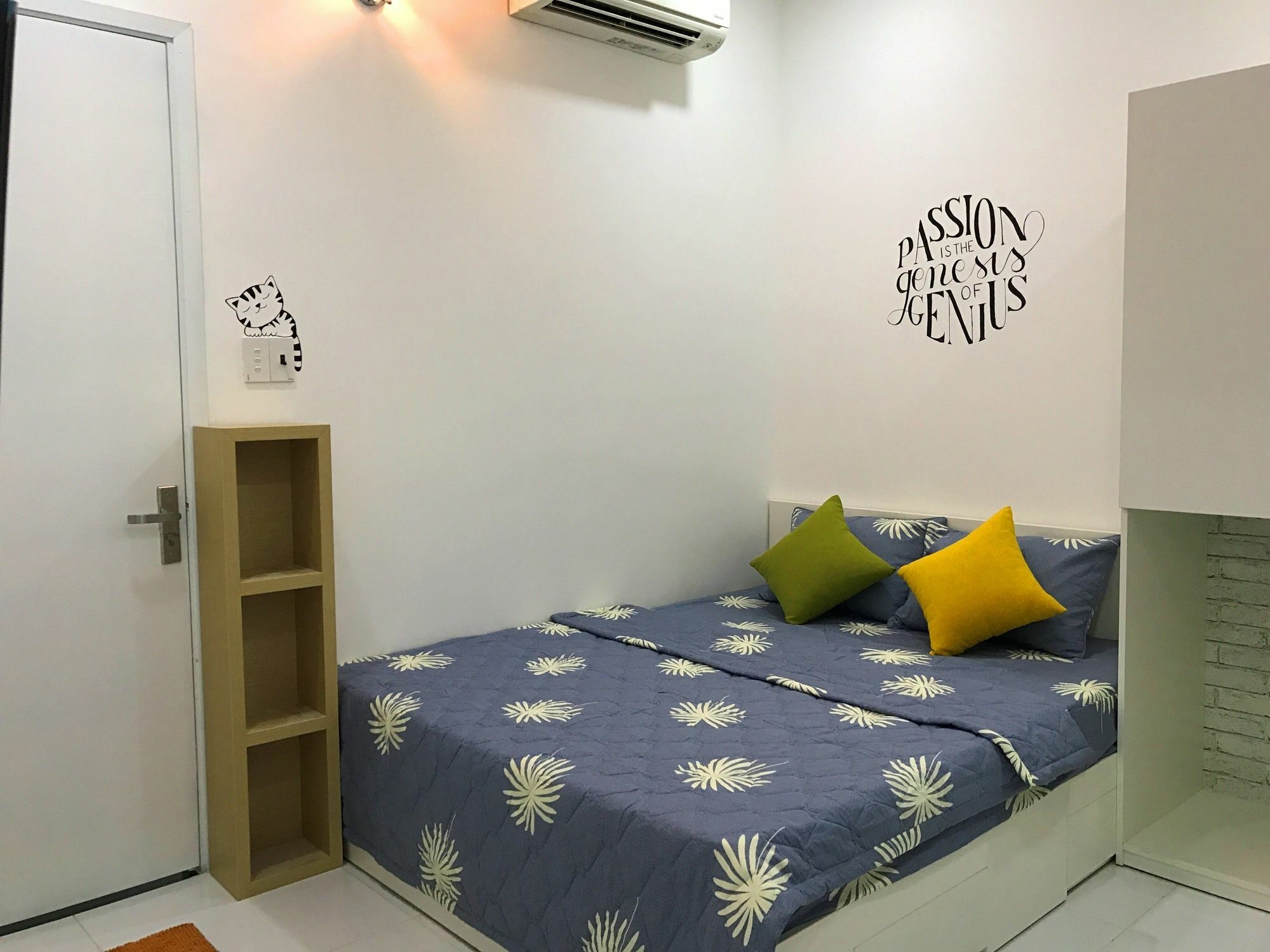 Smiley 9 Apartment *
